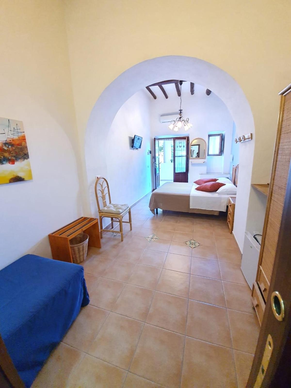 B&B La Goletta Di Salina Santa Marina Salina Phòng bức ảnh