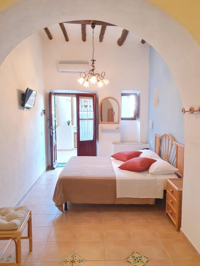 B&B La Goletta Di Salina Santa Marina Salina Ngoại thất bức ảnh